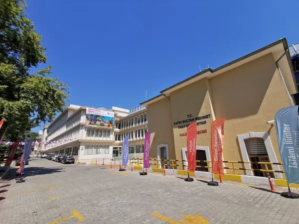 Fatih Sultan Mehmet Vakıf Üniversitesi